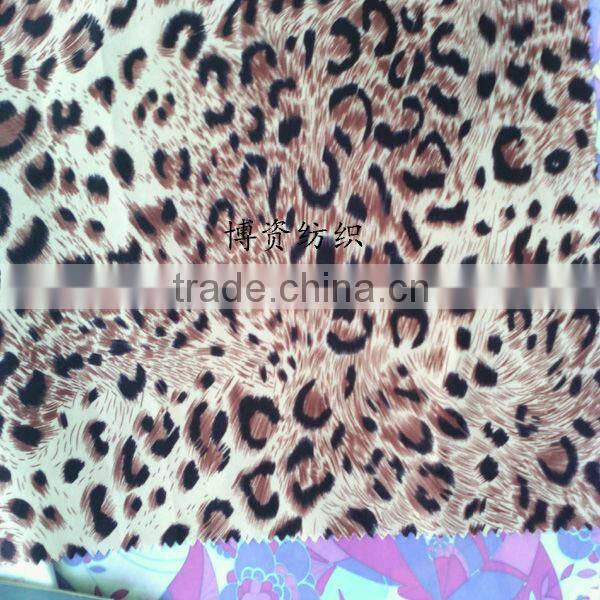 Manufacturers supply peach skin flannelette material chemical fiber fabrics, textile beach pants fabric