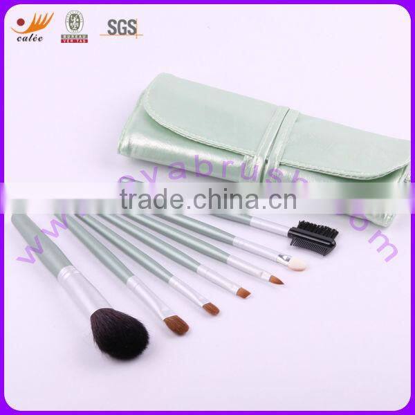 Light Bule Makeup Brushes Kits For Professionals With Pouch