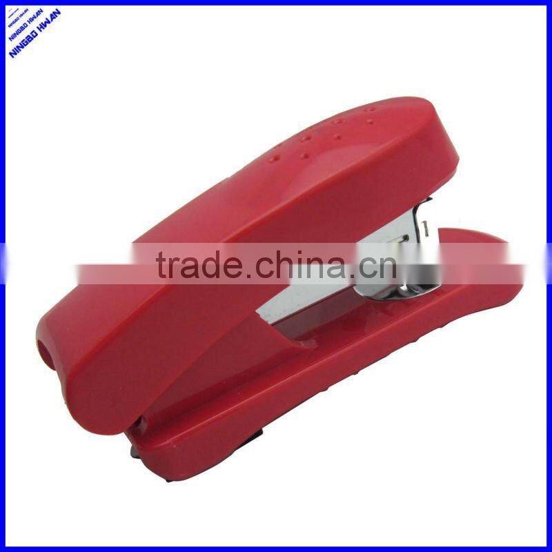 2015 hot selling cheap standard plastic colorful stapler