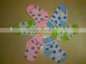 Customized design soft cable knit baby socks