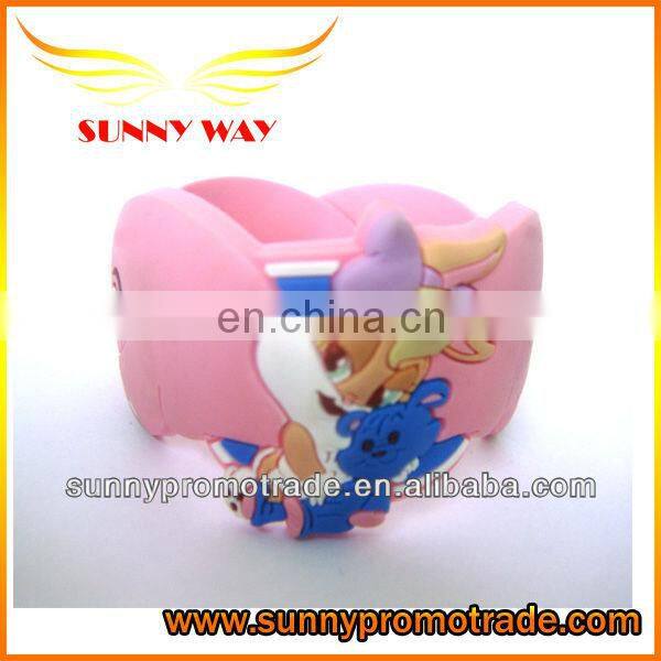 latest popular soft pvc wristband for children
