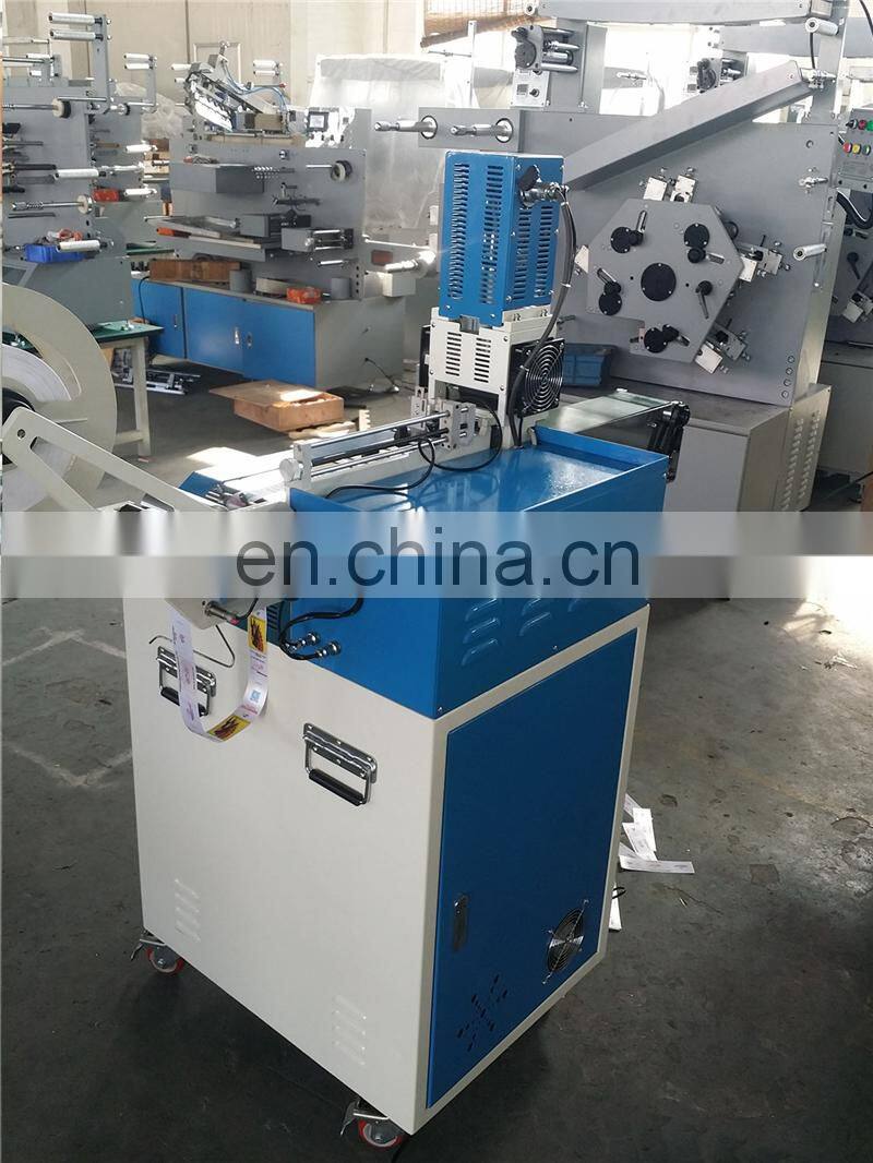 UGS2080S Belt Conveyor Stacker Computerized Ultrasonic Fabric Cloth Trademark Label Cutting Machine, Digital Satin Ribbon Cutter