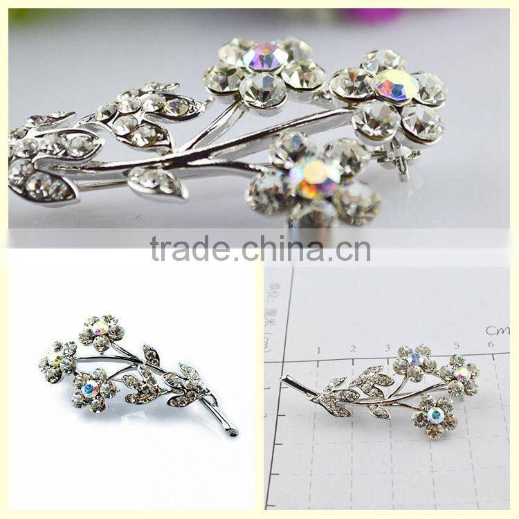 Wholesale China fashion jewelry flower crystal brooches bouquet