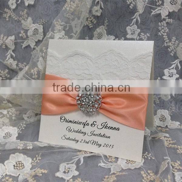 New arrival personalized white lace wedding invitations with pink ribbons & crystal brooches