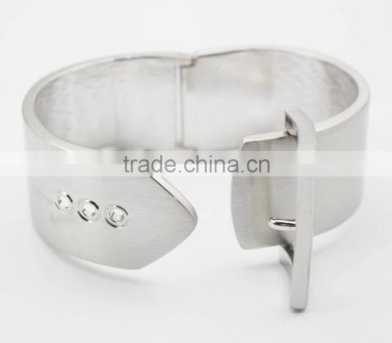 Gold Plated Alloy Latest Design Daily Wear Bangles