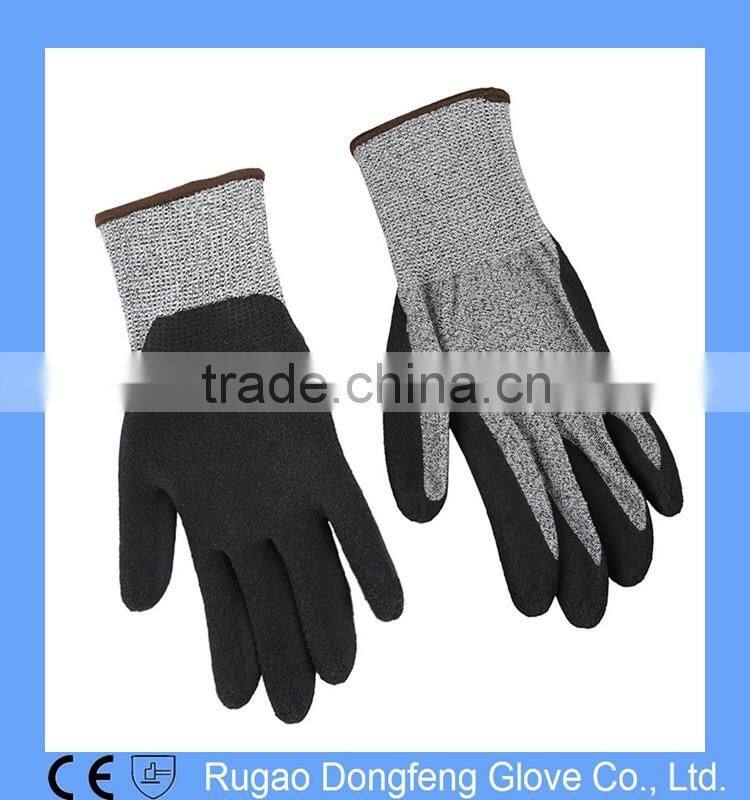 Sandy Nitrile Coated Cut Resistant Gloves Level 5 Protection Anti Cut Gloves for Cut Proof
