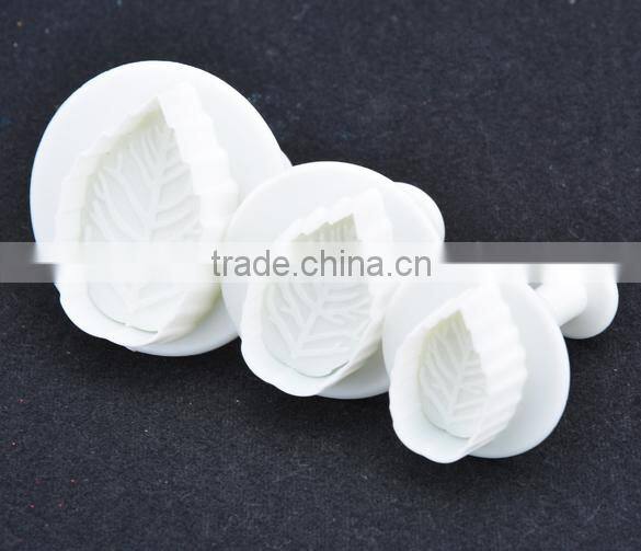 33 PCs Fondant Heart Shaped Cake Cutter Ejector Stamp Modeling border decoration fondant marzipan Plunger Cutter