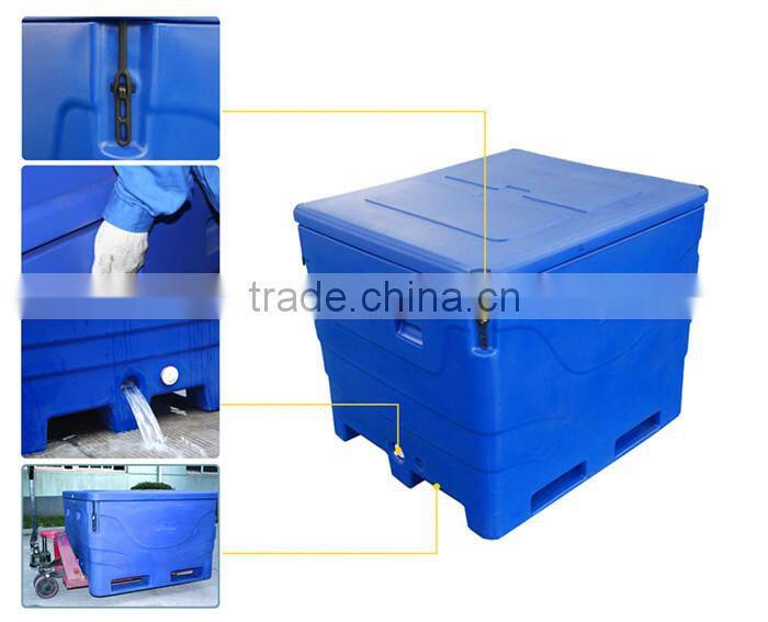 Fish holding containers with insulation 600L