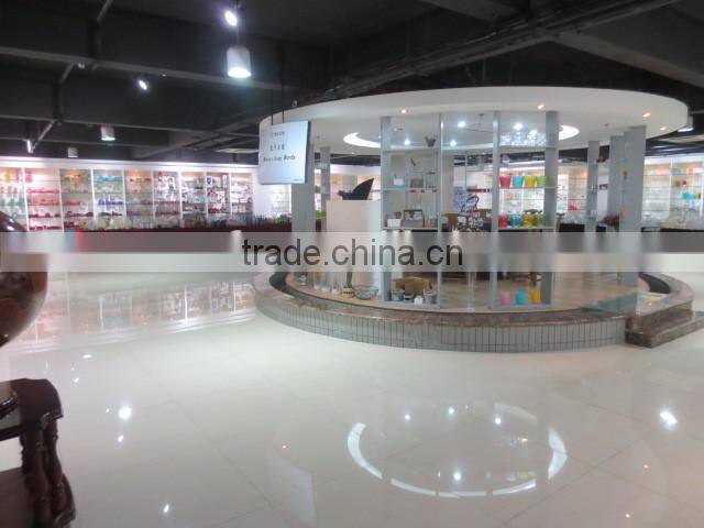 Daisy Frosted Color Glass Vases