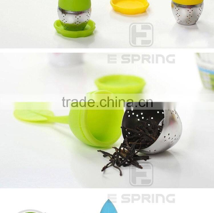 Submarine shaped silicone tea hold