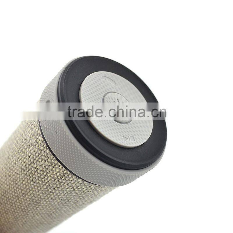 Professional Silicone Metal Stereo Outdoor Bluetooth Speaker RS111