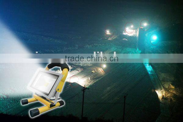 Mobile Work Light 10W Portable LED Work Light with Stand for Emergency Lighting