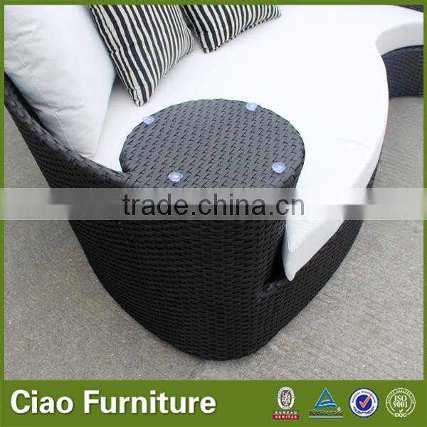 Outdoor furniture tanning sunbed