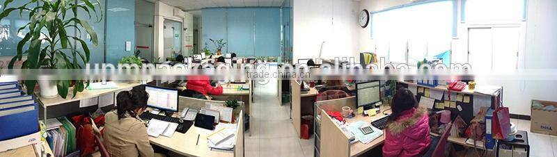 882 disposable printed rain poncho