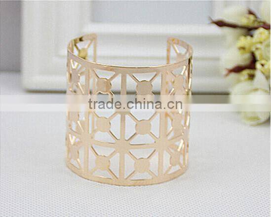 2015 squama design jewelry hollow bangle,adjustable bracelet bangles for costume