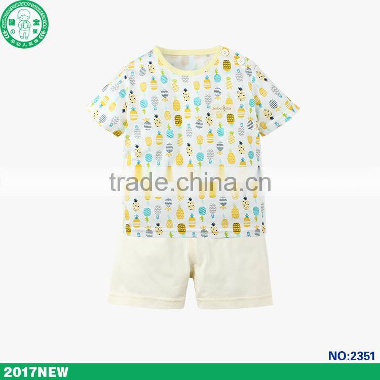 Wholesale 2017 new design summer clothing set baby girl wear with soft touch