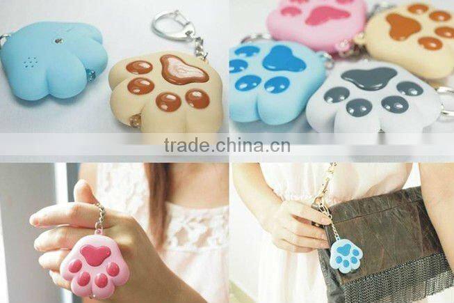 Bears paw shaped LED light keychain pendant with sound for promotion gift