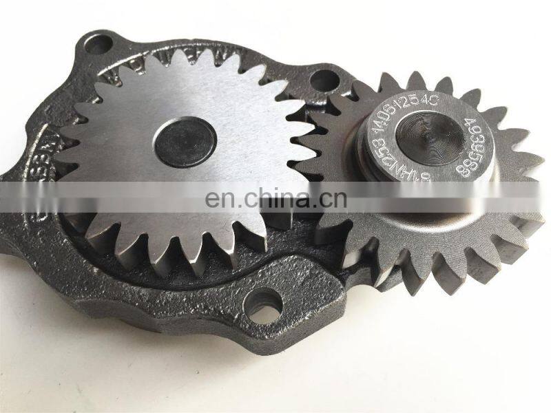 China Factory Price ISDe/QSB6.7 Diesel Engine Oil Pump 4939588