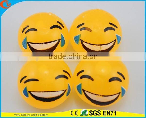 Hot Selling High Quality Novelty Design Emoji with Flying Kiss Face Splat Ball Toy