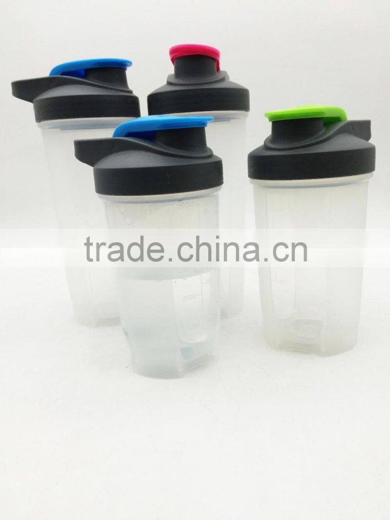 Plastic sport water bottle drinkware plastic bottle with handle