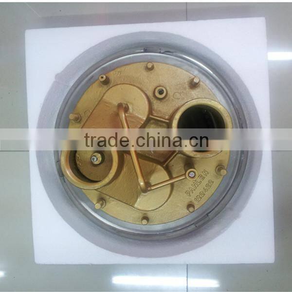 Counterflow training machine for swimming