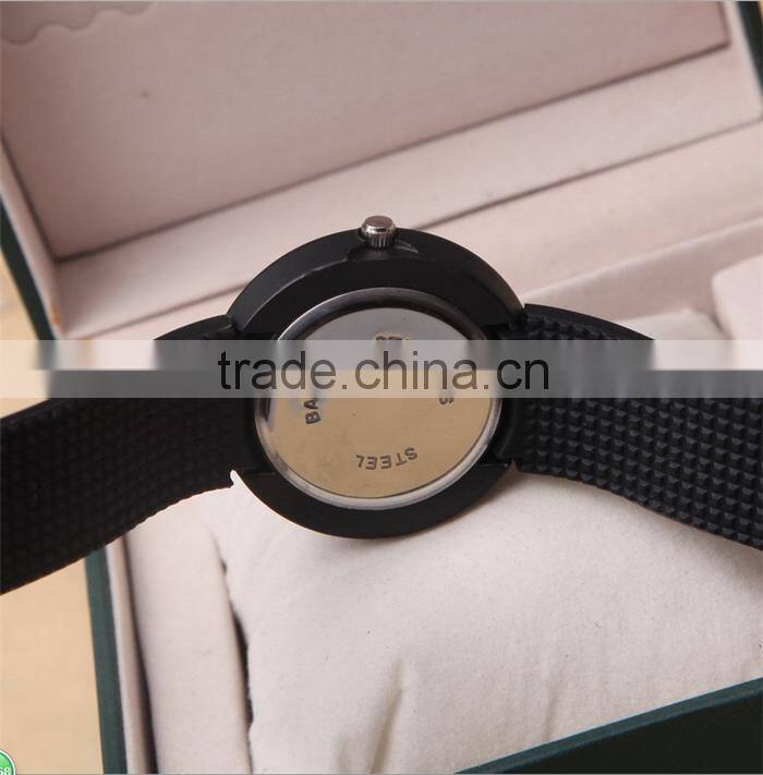 Fashion black white silicone band watch,creative student sport watch,custom colorful Chinese supply silicon watch