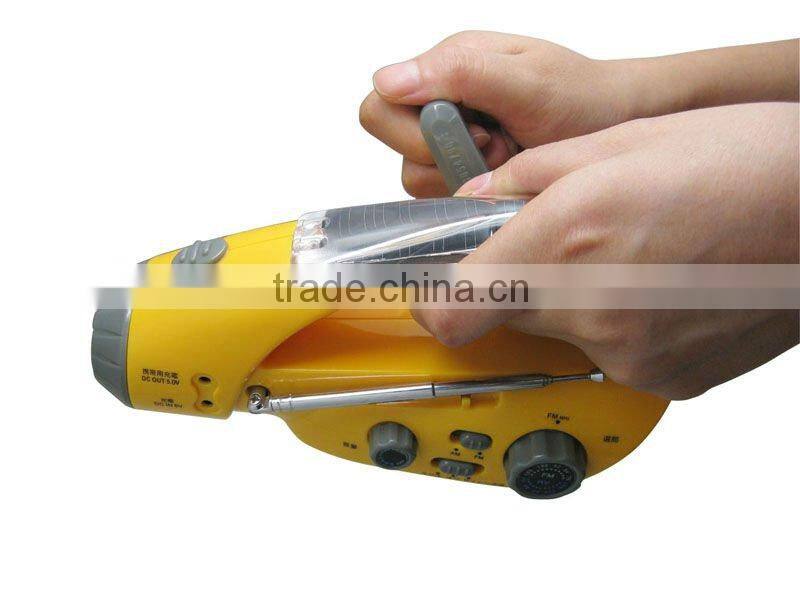 Solar crank radio torch
