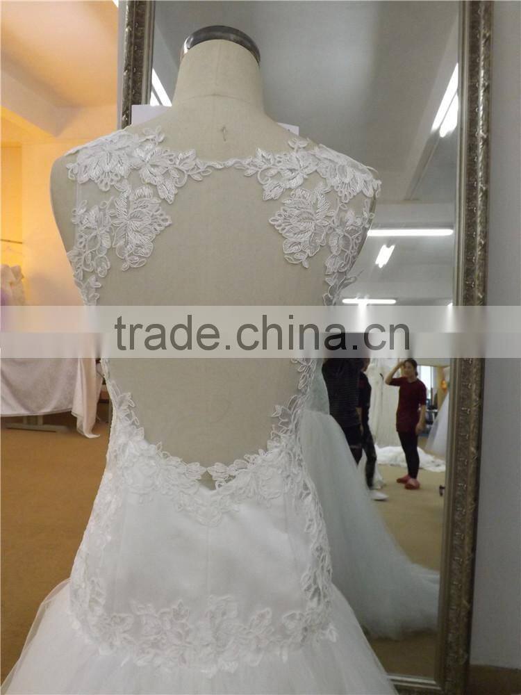 ilusion back V neckline Appliqued lace unique lace applique wedding dress 2016 spring