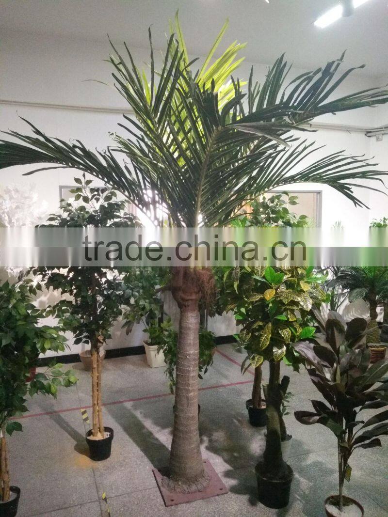 Outdoor use artificial palm tree