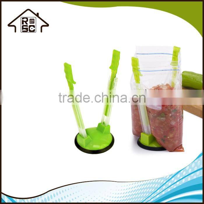 NBRSC Plastic Bag Holde Stand Flower Shape Base Storage Bag Holder Baggy Rack Holder