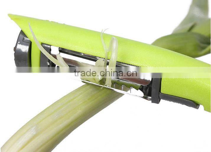 Cute Kitchen Tool , Hand Adjustable Multifunction Tri-Blade Peeler