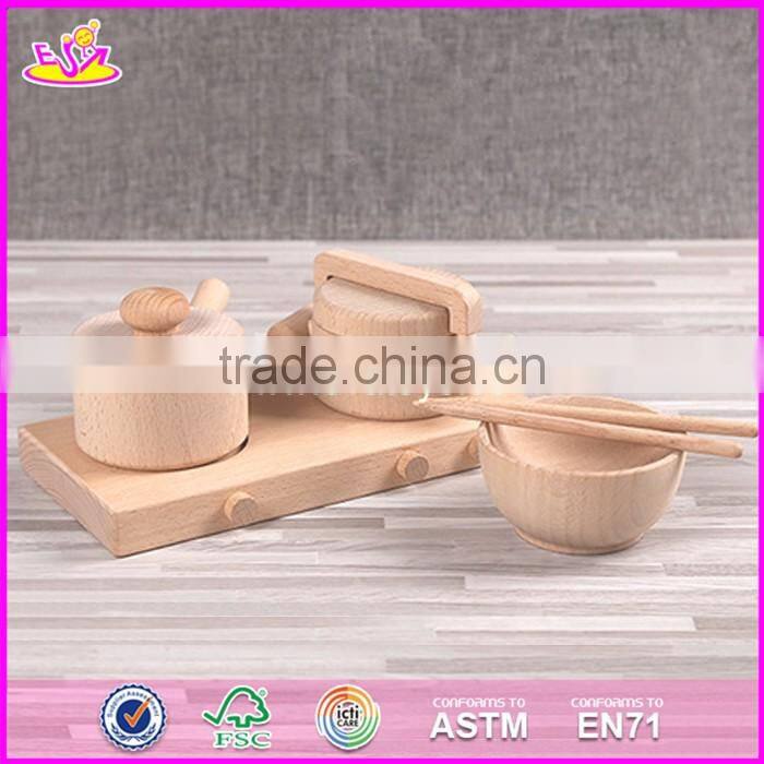 2017 New design preschool toddlers natural wooden dinner set toys W10B178