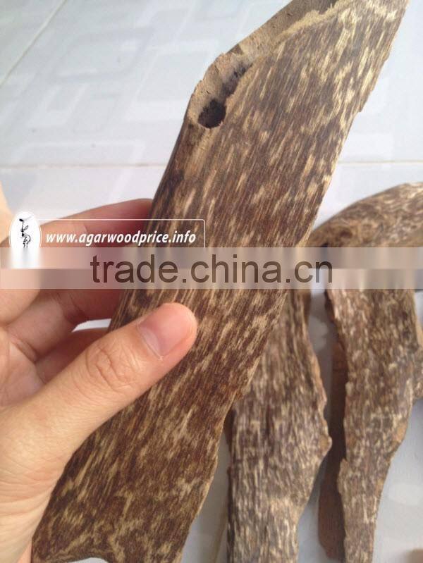 Vietnam High Grade Agarwood Chips - Big Supplier - Big Sales/ Aloeswood-Eaglewood-Oudh-Gaharu Chips