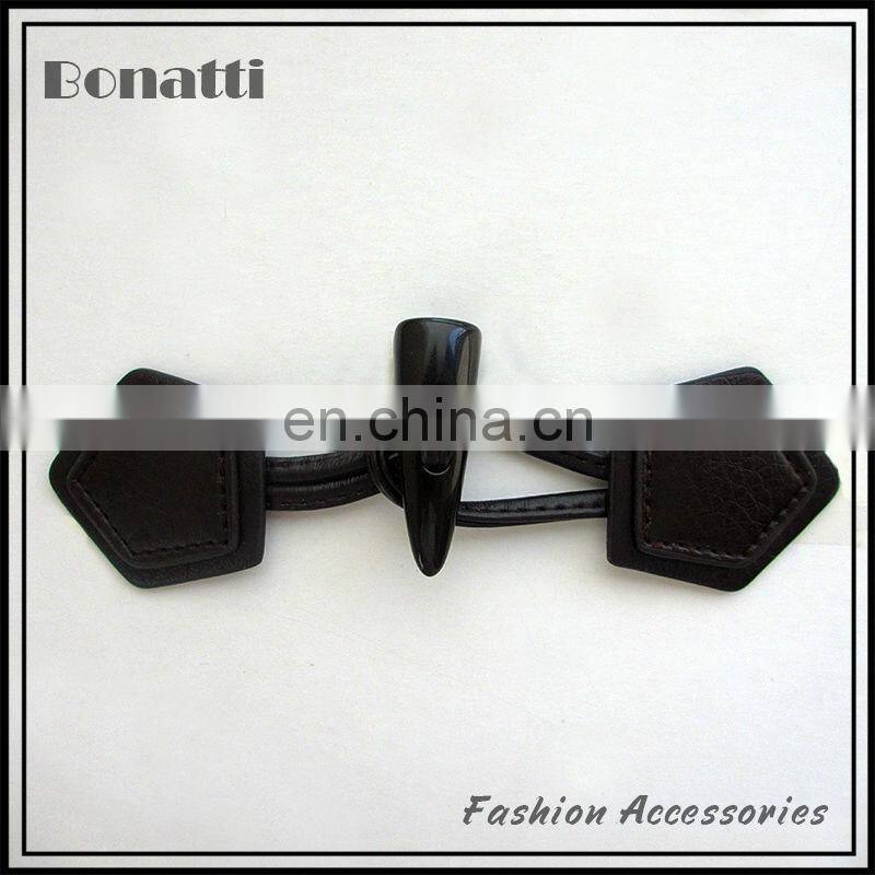 fashion brown horn buttons with metal buckle