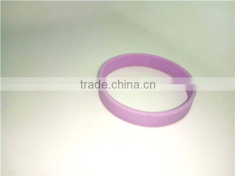 Colorful Silicone Hand Chains Waterproof Sports Girls Bracelet Made in China