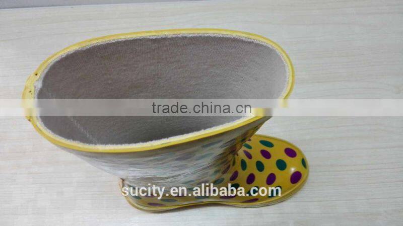 elegant yellow kids rubber rain boots with dots print