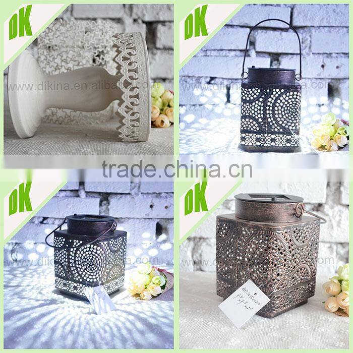 Cheap classic black stainless steel lantern + Hurricane Lantern Inserted Glass Christmas lantern decoration