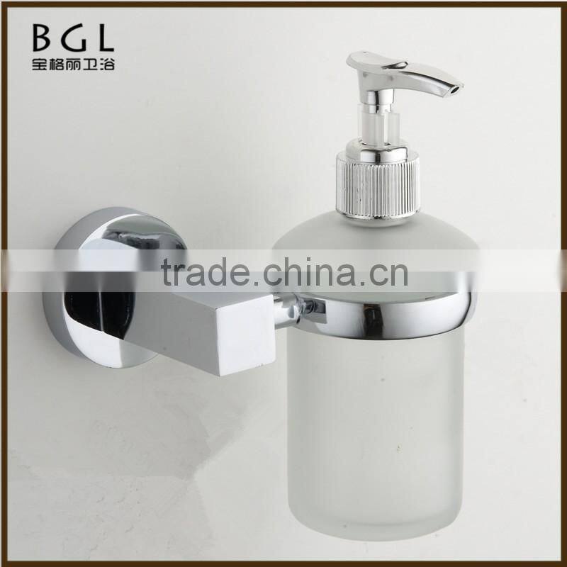 3300 European design zinc alloy chrome bathroom accessories set