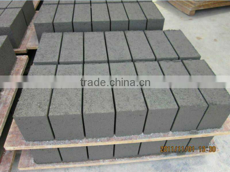 Hot selling semi automatic concrete brick machine qtj4-26c