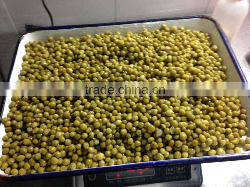Brand canned green peas with fresh material from canning factory