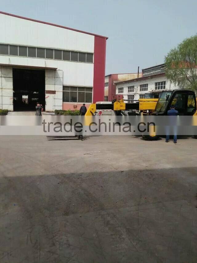 Crane Truck with Fork