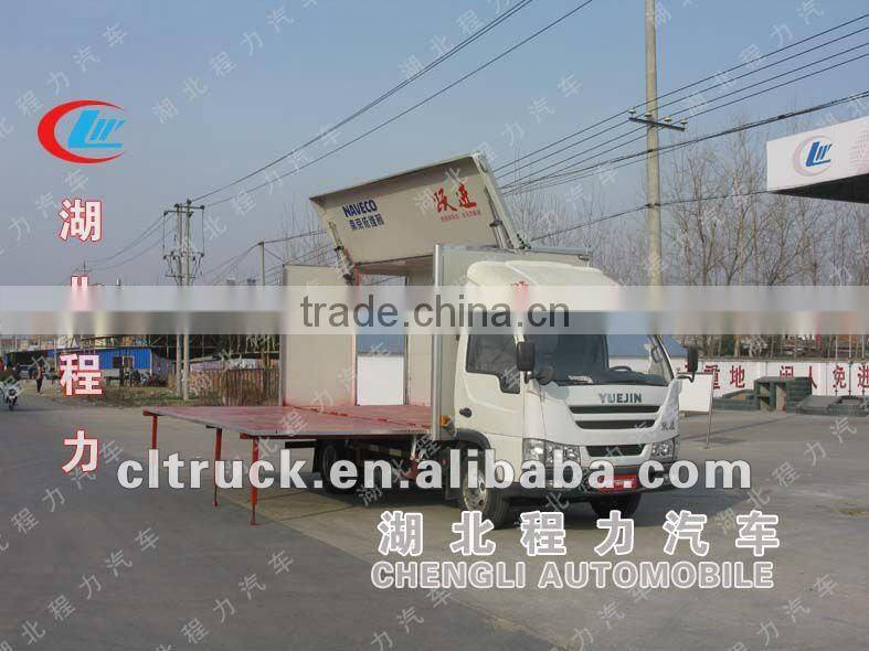 Yuejin 4*2 move stage trucks for roadshow