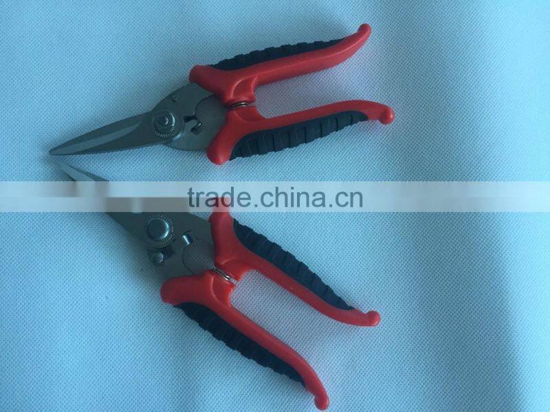 Greenhouse branch scissor for grow