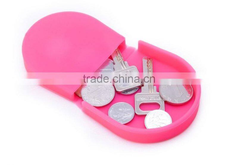 Bear shape silicone wallet