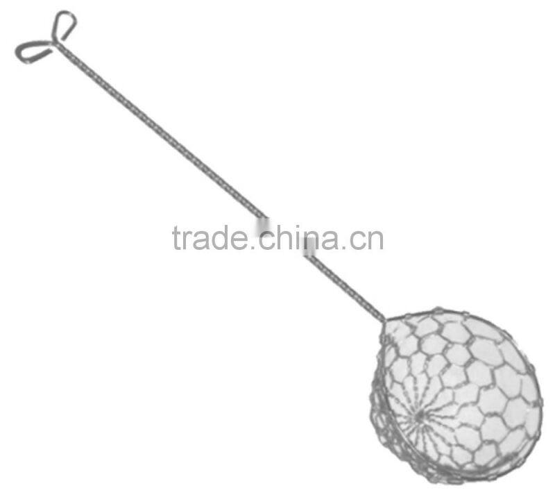 Hot sale stainless steel/zink plated metal noodle skimmer with bamboo handle