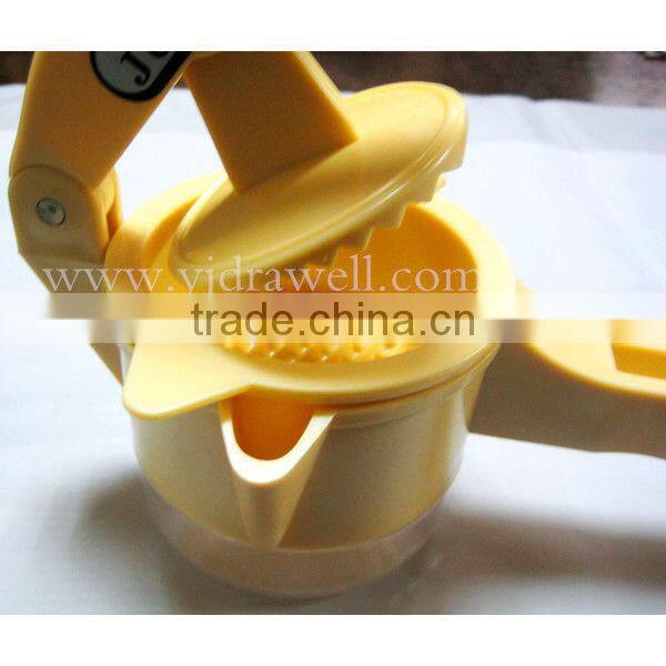 OJ-3301 BPA Free Plastic Hand orange juicer