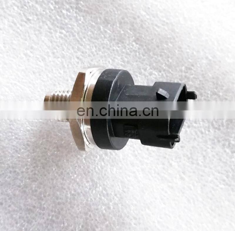 ISF2.8 Diesel Engine Parts 0281006176 Common Rail Pressure Sensor