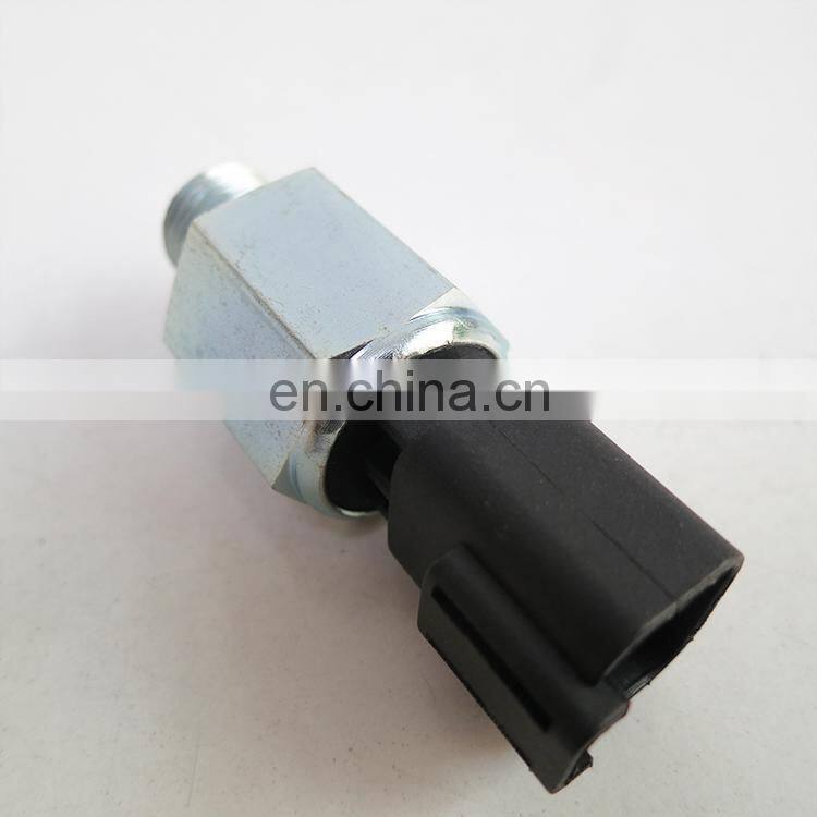 ISBE ISDE Diesel 3969395 2897324 3969394 1705877 Engine Oil Pressure Switch