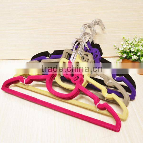 High Quality Hello Kitty Pretty Coat Velvet Hangers