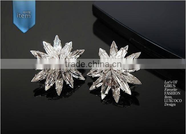 White Crystal Earrings Crystal Flower Rhinestone Stud Rhinestone Flower Earrings